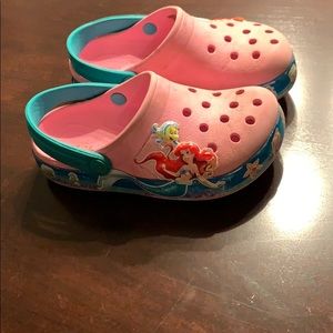 Ariel crocs Disney